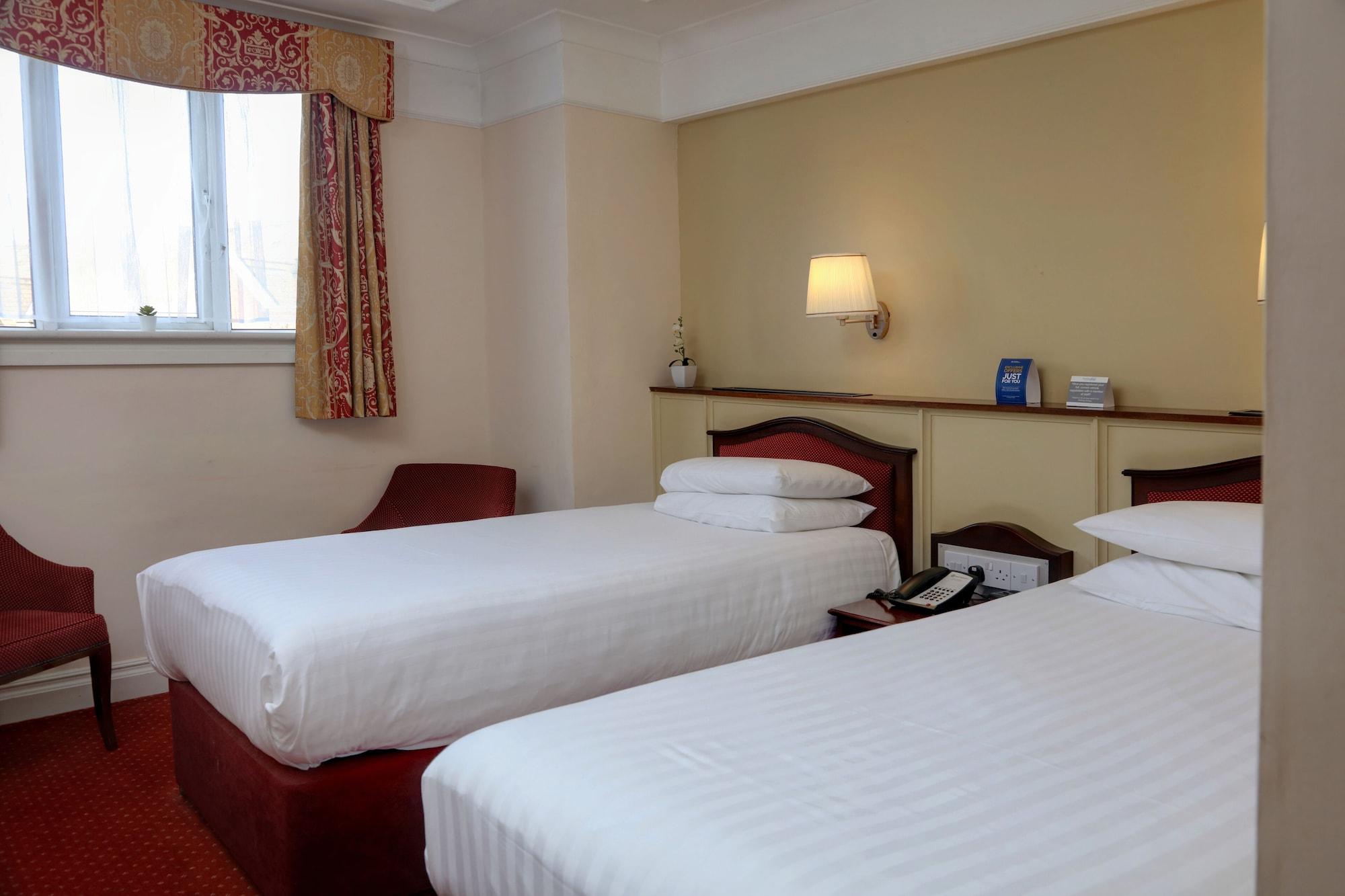 Crewe Arms Hotel Buitenkant foto