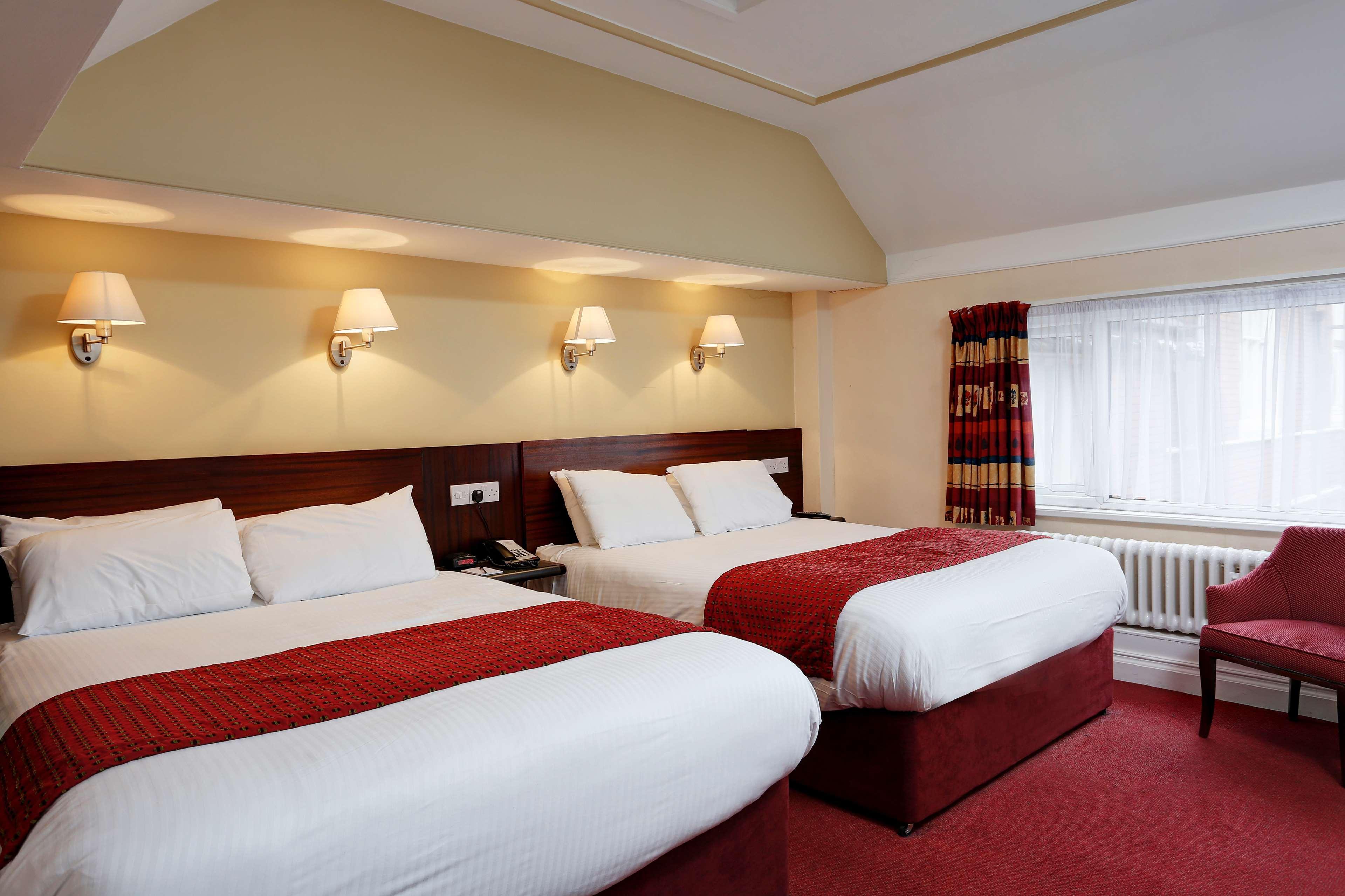 Crewe Arms Hotel Buitenkant foto