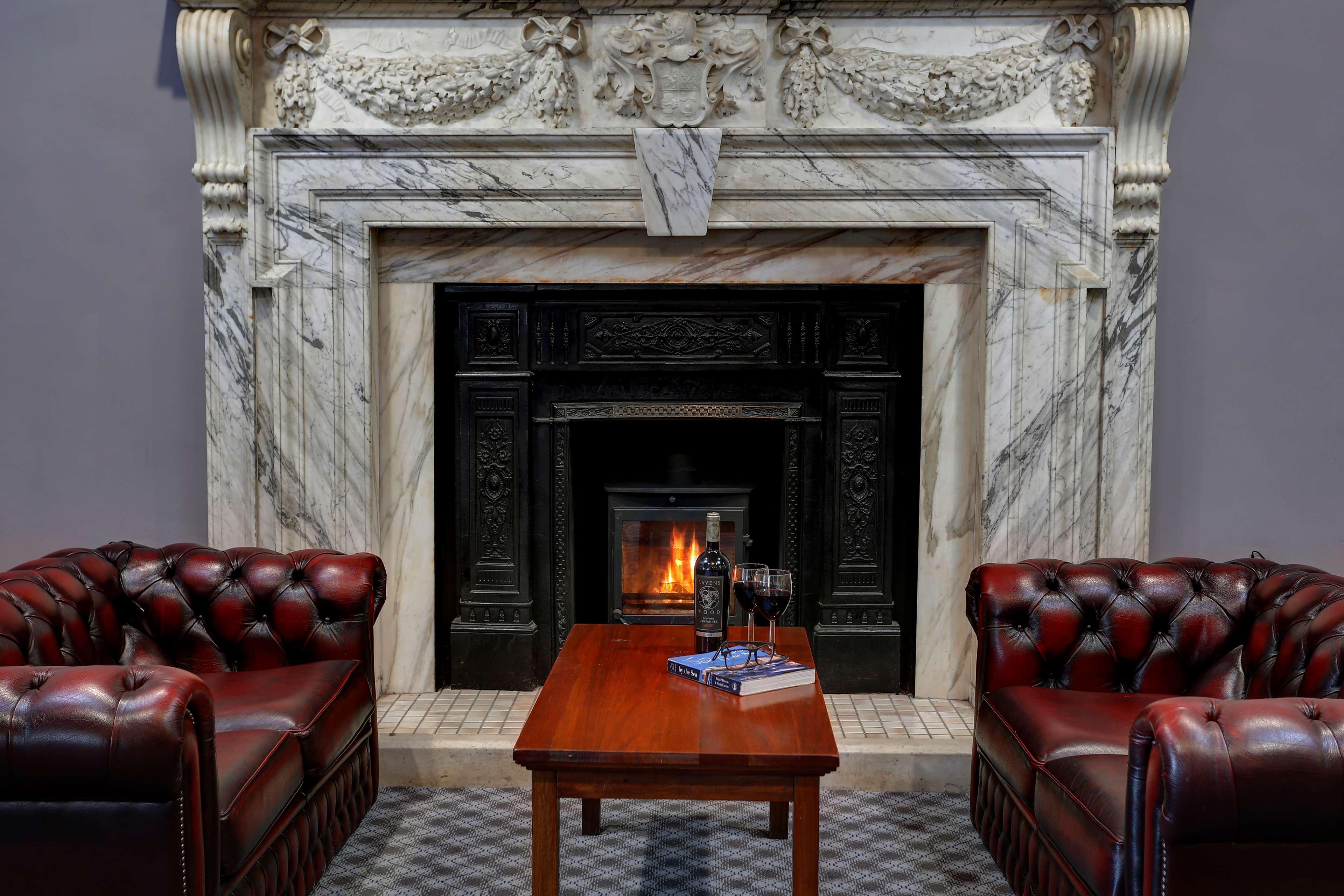 Crewe Arms Hotel Buitenkant foto