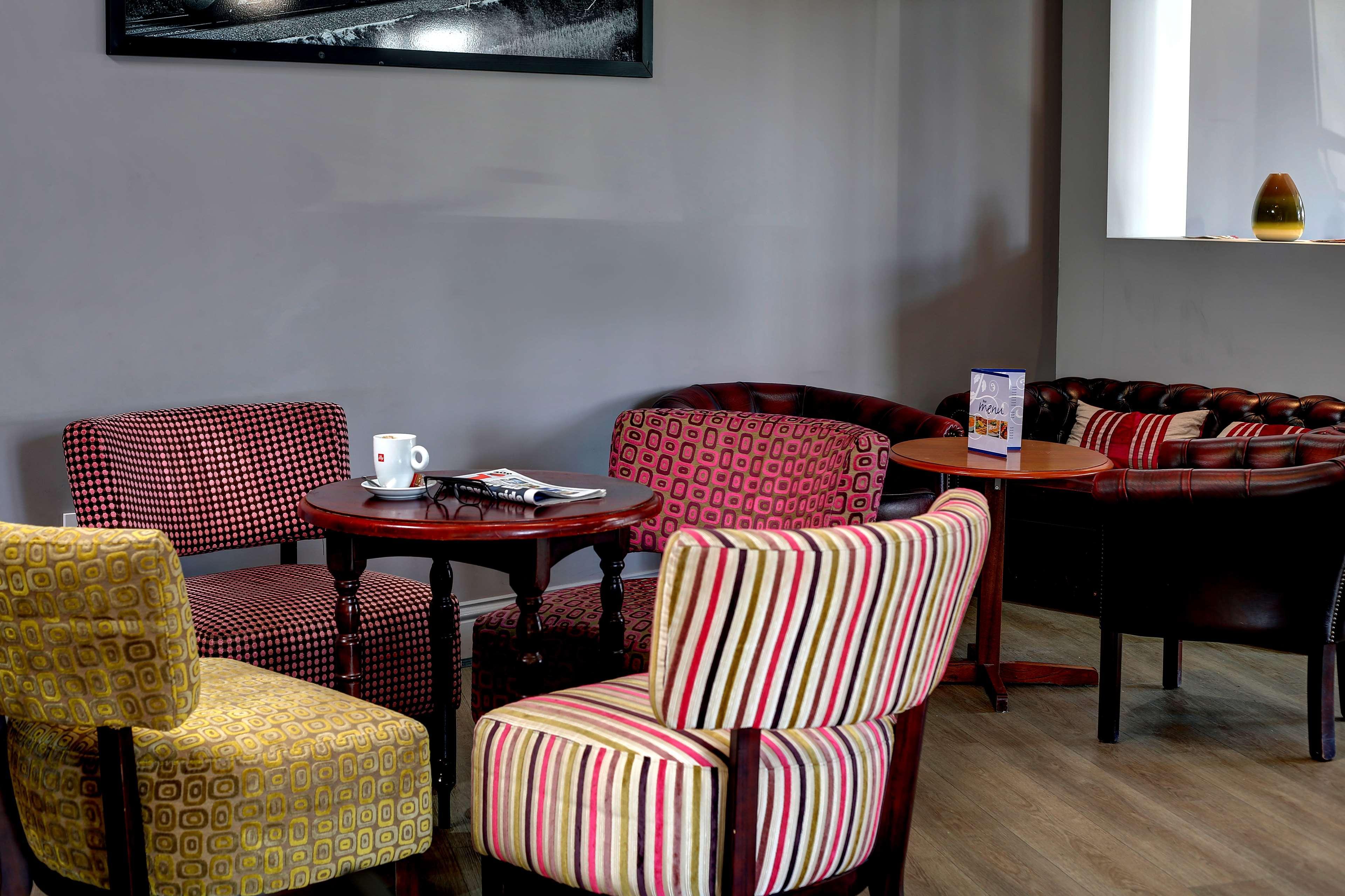 Crewe Arms Hotel Buitenkant foto